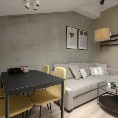 - Warszawska * Katoviçe