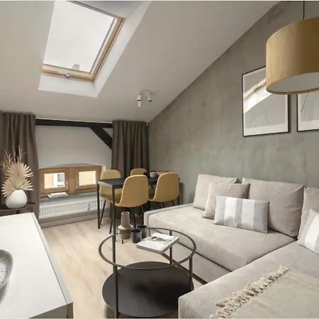 - Warszawska Apartment *